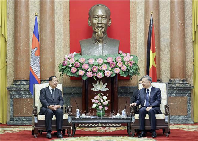 Chủ tịch nước Tô Lâm tiếp Chủ tịch Đảng Nhân dân Campuchia, Chủ tịch Thượng viện Vương quốc Campuchia Samdech Hun Sen. Ảnh: Nhan Sáng-TTXVN