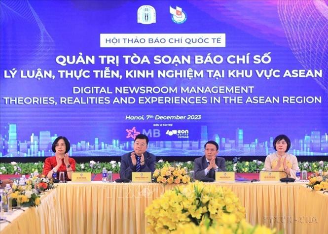 Hội Nhà báo Việt Nam tổ chức hội thảo báo chí quốc tế 