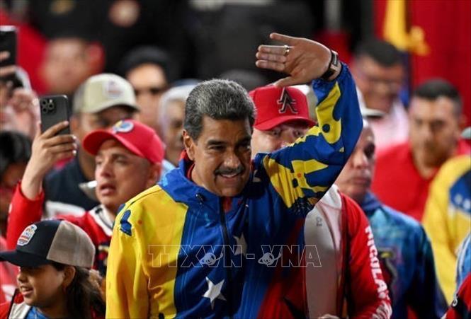 Tổng thống Venezuela Nicolas Maduro phát biểu trước những người ủng hộ sau khi kết quả kiểm phiếu sơ bộ được công bố, tại Caracas ngày 29/7/2024. Ảnh: Getty Images/TTXVN