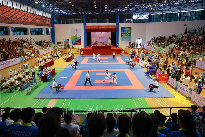 Thi đấu môn Karate trong Hội khỏe Phù Đổng toàn quốc lần thứ X, được tổ chức tại thành phố Hải Phòng. Ảnh: Thanh Tùng - TTXVN