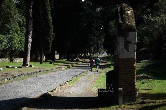 “Đường cổ” Appia tại Rome, Italy. Ảnh: Getty Images/TTXVN