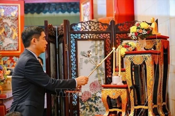 Đại sứ Việt Nam tại Thái Lan Phạm Việt Hùng tham dự buổi lễ. Ảnh: TTXVN phát