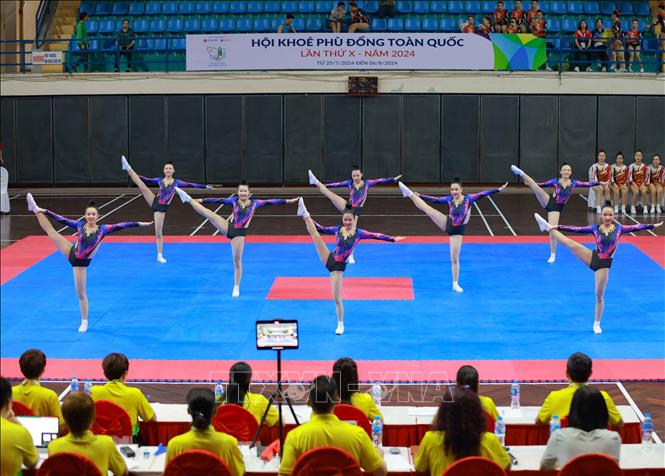 Phần thi bài quy định của đội thi đến từ thành phố Hải Phòng. Ảnh: Thanh Tùng - TTXVN