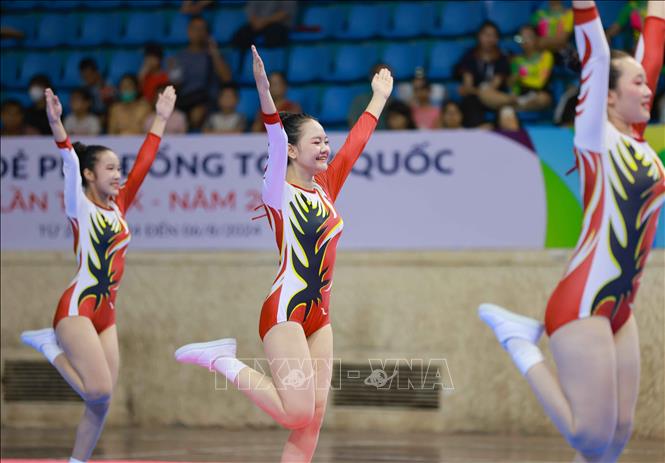 Phần thi bài quy định của đội thi đến từ tỉnh Thái Nguyên. Ảnh: Thanh Tùng - TTXVN