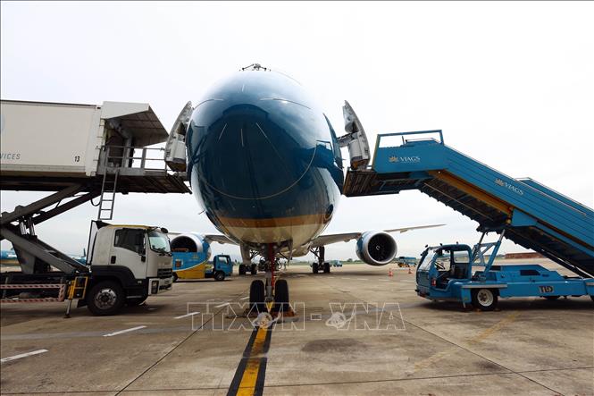 Boeing 787-10 dài hơn 68 m, tải trọng thương mại 56-60 tấn, có tầm bay tối đa gần 12.000 km. Ảnh: Huy Hùng - TTXVN