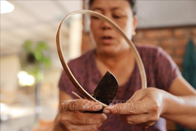 Các sản phẩm của mây tre đan Bao La được làm chủ yếu làm từ nguồn nguyên liệu tre, mây có tại địa phương, rất thân thiện với môi trường. Ảnh: Minh Quyết – TTXVN