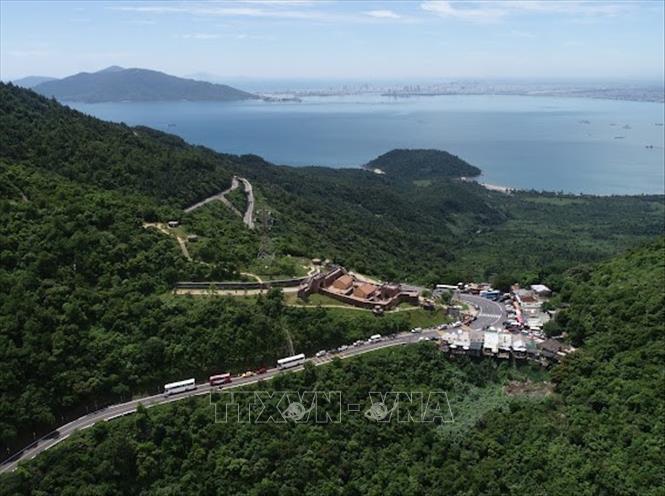 A bird's eye view of Hai Van Gate. VNA Photo: Mai Trang 