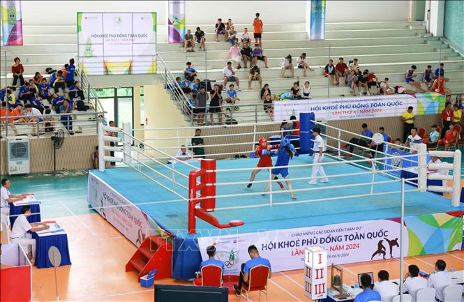 Sôi nổi thi đấu đối kháng, võ cổ truyền trong Hội khỏe Phù Đổng toàn quốc lần thứ X. Ảnh: Thanh Tùng - TTXVN