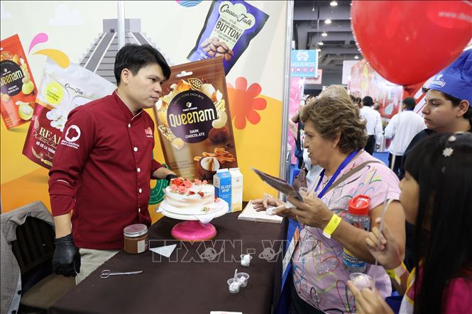 Vietnamese baking ingredients producer Tan Nhat Huong is joining nearly 300 top global and regional brands at the 17th Mexipan in Mexico City, Mexico from July 31 to August 3. VNA Photo: Phi Hùng