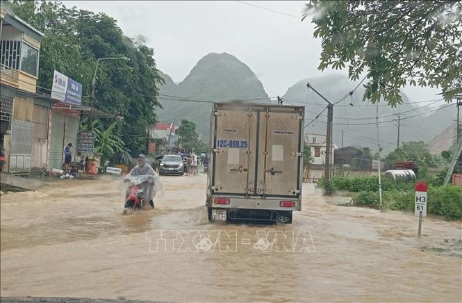 Mưa lớn gây ngập lụt tại huyện Bình Gia, tỉnh Lạng Sơn (ngày 30/7/2024). Ảnh: Anh Tuấn - TTXVN