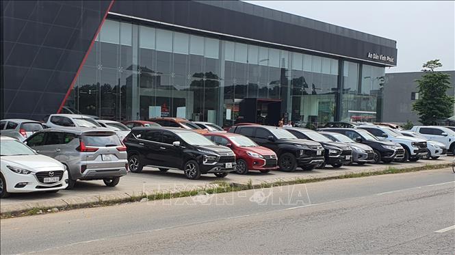 A used car shop in northern province of Vinh Phuc. VNA Photo: Trọng Lịch