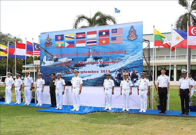 Khai mạc cuộc tập trận trên biển chung đầu tiên giữa hải quân Mỹ và hải quân ASEAN (AUMX), tại căn cứ hải quân Sattahip, Thái Lan (2019). Ảnh: Hữu Kiên - TTXVN