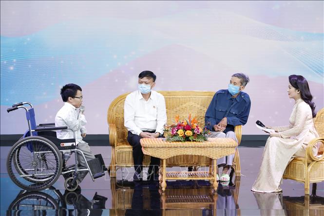 Một nạn nhân da cam tham dự tọa đàm 