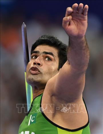 VĐV Arshad Nadeem của Pakistan thi đấu ở nội dung ném lao của nam tại Olympic Paris 2024, Pháp, ngày 8/8/2024. Ảnh: THX/TTXVN