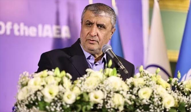 Người đứng đầu Tổ chức Năng lượng nguyên tử Iran (AEOI), ông Mohammad Eslami, trong cuộc họp báo tại Isfahan, ngày 7/5/2024. Ảnh: REUTERS/TTXVN  