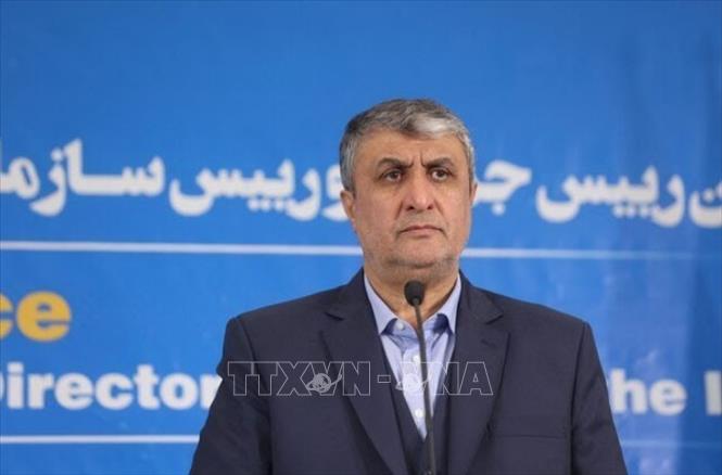 Người đứng đầu Tổ chức Năng lượng nguyên tử Iran (AEOI), ông Mohammad Eslami, trong cuộc họp báo tại Tehran, ngày 4/3/2023. Ảnh: REUTERS/TTXVN 