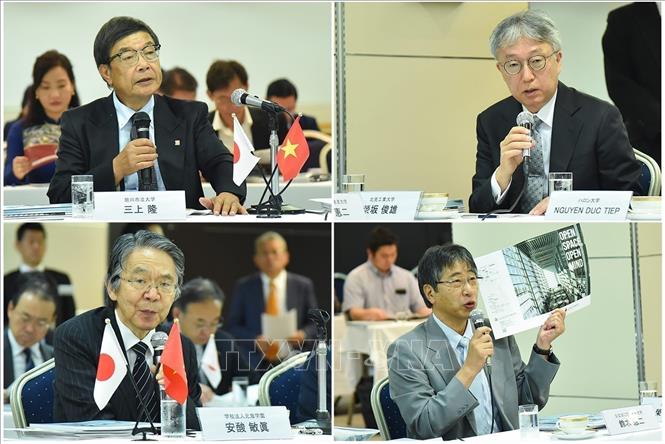 Speakers at the seminar. VNA Photo