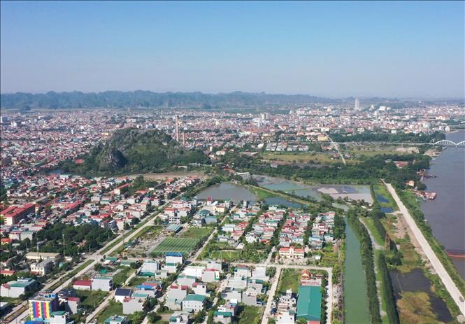 Một góc thành phố Ninh Bình hiện nay. Ảnh: Đức Phương - TTXVN