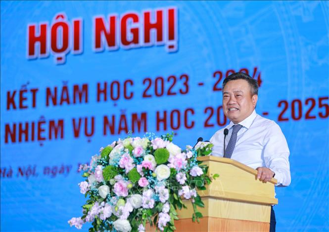 Chủ tịch UBND thành phố Hà Nội Trần Sỹ Thanh phát biểu. Ảnh: Thanh Tùng - TTXVN