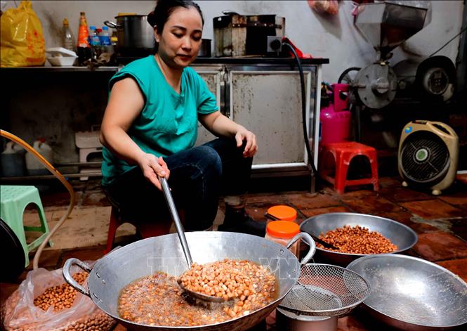 Từ sáng sớm thứ 5 hàng tuần, thành viên nhóm 