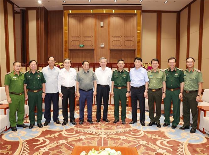 Tổng Bí thư, Chủ tịch nước Tô Lâm cùng các đồng chí lãnh đạo Đảng, Nhà nước dự gặp mặt nhân Kỷ niệm 79 năm Ngày truyền thống Công an nhân dân. Ảnh: Trí Dũng – TTXVN