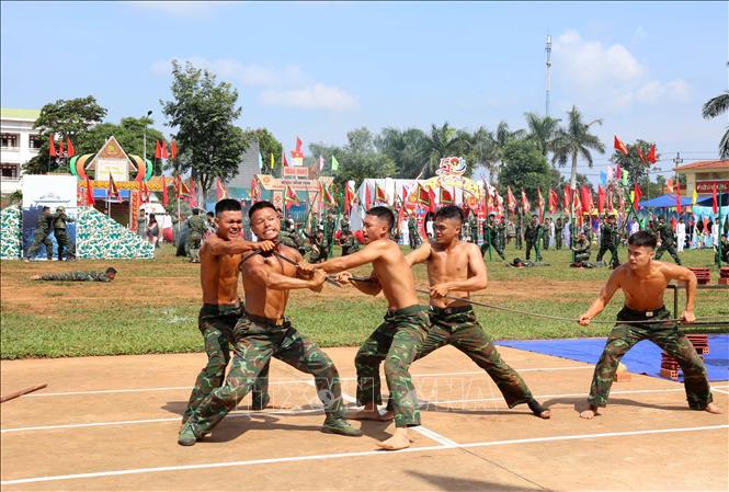 Cán bộ, chiến sĩ Lữ đoàn Đặc công 198 trình diễn tại Lễ kỷ niệm. Ảnh: Hoài Thu - TTXVN