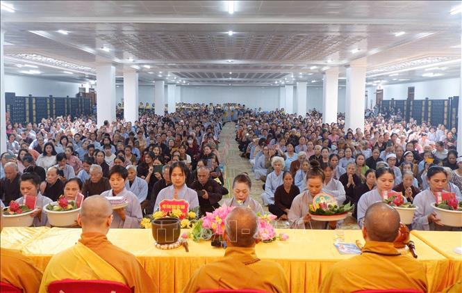 Đại lễ Vu Lan - Báo ân báo hiếu do Giáo hội Phật giáo Việt Nam tỉnh Lạng Sơn tổ chức tại Thành phố Lạng Sơn. Ảnh: Anh Tuấn - TTXVN  