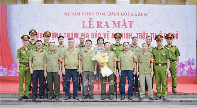 Các lực lượng tham gia mô hình 