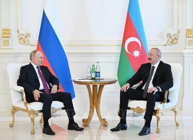 Tổng thống Nga Vladimir Putin (trái) và Tổng thống Azerbaijan Ilham Aliyev tại cuộc gặp ở Baku, Azerbaijan, ngày 19/8/2024. Ảnh: Getty Images/TTXVN