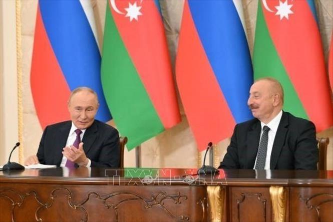 Tổng thống Nga Vladimir Putin (trái) và Tổng thống Azerbaijan Ilham Aliyev tại cuộc họp báo chung ở Baku, Azerbaijan, ngày 19/8/2024. Ảnh: Getty Images/TTXVN