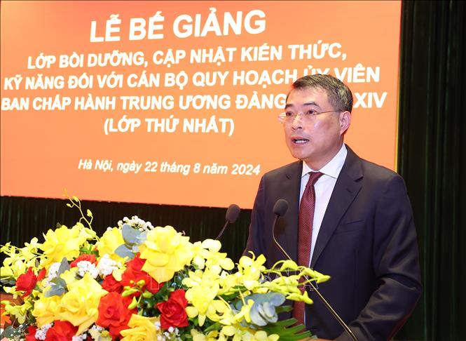 Trưởng Ban Tổ chức Trung ương Lê Minh Hưng, Trưởng Ban Chỉ đạo Lớp học phát biểu chỉ đạo. Ảnh: Văn Điệp - TTXVN