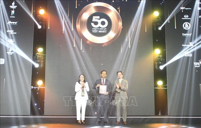 Vinh danh 50 công ty niêm yết tốt nhất thị trường 2024 của Forbes Việt Nam. Ảnh: Mỹ Phương – TTXVN
