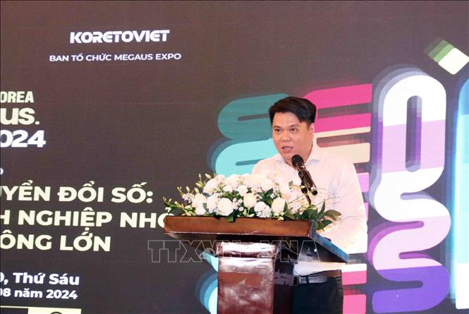 Ông Phan Phương Tùng, Giám đốc DXCenter, phát biểu khai mạc Hội thảo. Ảnh: Xuân Khu-TTXVN