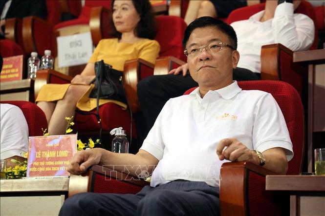  Phó Thủ tướng, Bộ trưởng Bộ Tư pháp Lê Thành Long dự và xem các phần thi của Cuộc thi sáng tạo Robot châu Á - Thái Bình Dương năm 2024. Ảnh: Đức Hiếu - TTXVN