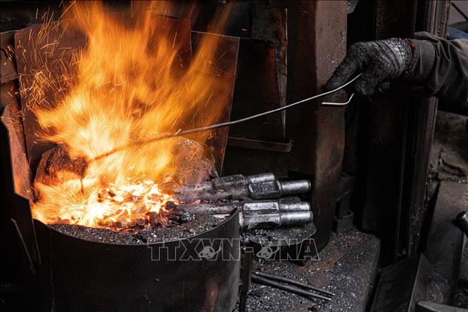 70 năm Giải phóng Thủ đô: Người cuối cùng giữ lửa bễ rèn ở phố cổ Hà ...