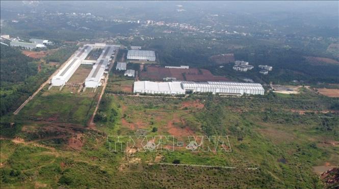 Một góc nhà máy điện phân nhôm Đắk Nông nhìn từ trên cao. Ảnh: Hưng Thịnh – TTXVN 