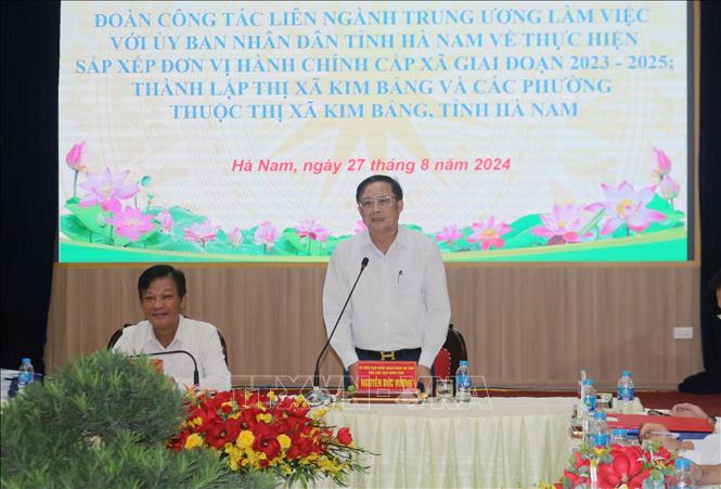 Phó Chủ tịch UBND tỉnh Hà Nam Nguyễn Đức Vượng phát biểu tại hội nghị. Ảnh: Nguyễn Chinh - TTXVN