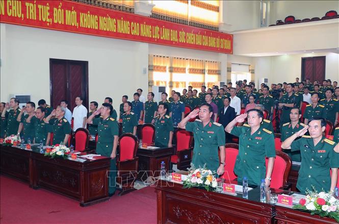 Các thế hệ lãnh đạo, chỉ huy của Sư đoàn 308 dự lễ kỷ niệm. Ảnh: Trọng Đức - TTXVN