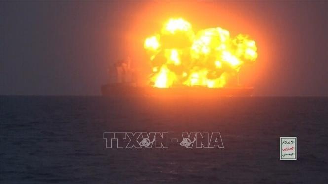 Tàu chở dầu Sounion bị tấn công trên Biển Đỏ. Ảnh: IRNA/TTXVN