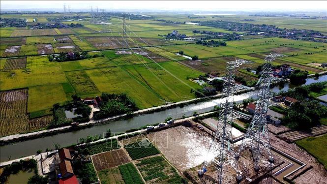 Dự án đường dây 500kV đoạn Quỳnh Lưu - Thanh Hóa - Nhà máy nhiệt điện Nam Định 1 – Phố Nối hoàn thành đóng điện ngày 19/8/2024. Ảnh: Huy Hùng – TTXVN
