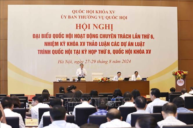 Phó Chủ tịch Quốc hội Nguyễn Đức Hải điều hành phiên họp. Ảnh: Doãn Tấn - TTXVN
