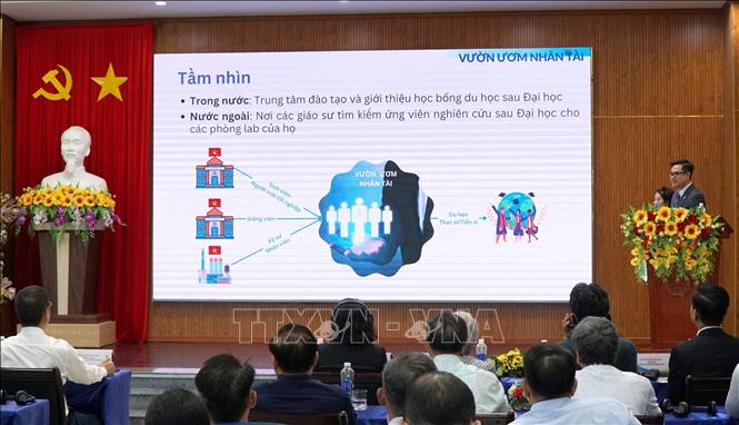 A view of the workshop. VNA Photo: Quốc Dũng