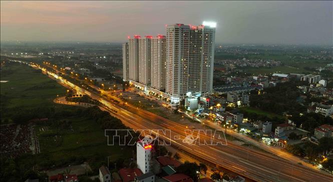 Đường Trường Sa đi qua huyện Đông Anh. Ảnh: Vũ Sinh - TTXVN