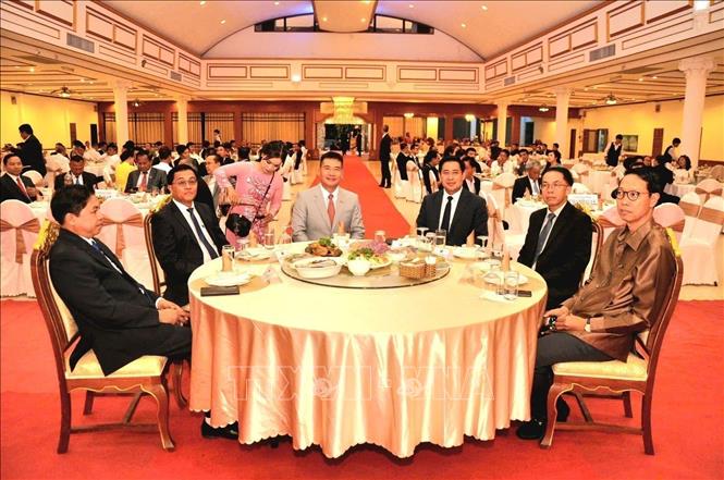 The Vietnamese Embassy in Laos hosts a banquet to celebrate the National Day of Vietnam (September 2). VNA/Photo by courtesy
