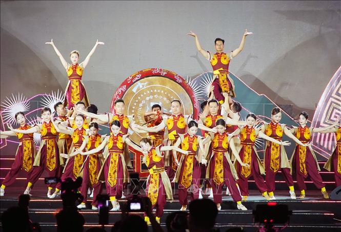 Chương trình nghệ thuật tại lễ Khai mạc Tuần Du lịch Thanh Thuỷ - mùa Thu năm 2024. Ảnh: Tạ Toàn - TTXVN