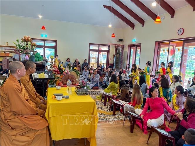 Đại lễ Vu Lan báo hiếu của người Việt tại New Zealand. Ảnh: TTXVN phát