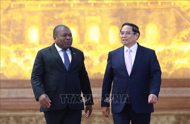 Thủ tướng Phạm Minh Chính hội kiến Tổng thống Mozambique Filipe Jacinto Nyusi. Ảnh: Dương Giang-TTXVN
