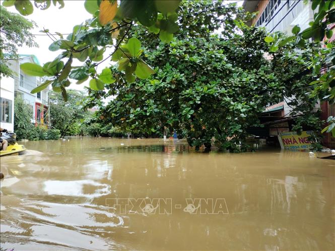 Thành phố Yên Bái chìm trong biển nước, sáng ngày 10/9. Ảnh: Tuấn Anh - TTXVN