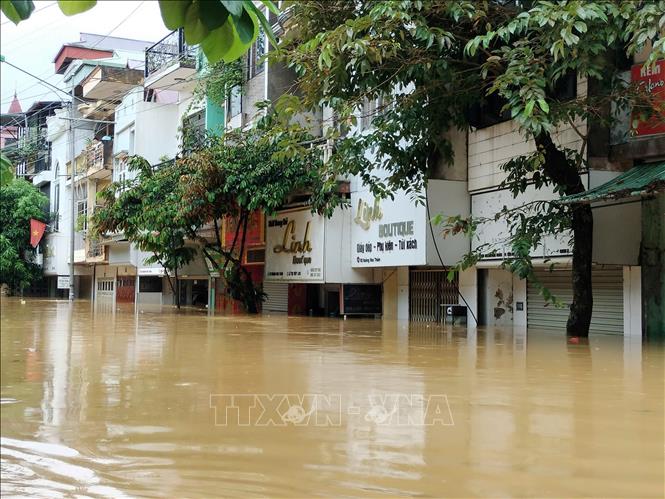 Thành phố Yên Bái chìm trong biển nước, sáng ngày 10/9. Ảnh: Tuấn Anh - TTXVN