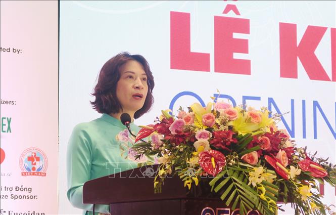 Deputy Minister of Health Nguyen Thi Lien Huong speaks at the exhibition’s opening ceremony. VNA Photo: Đinh Hằng